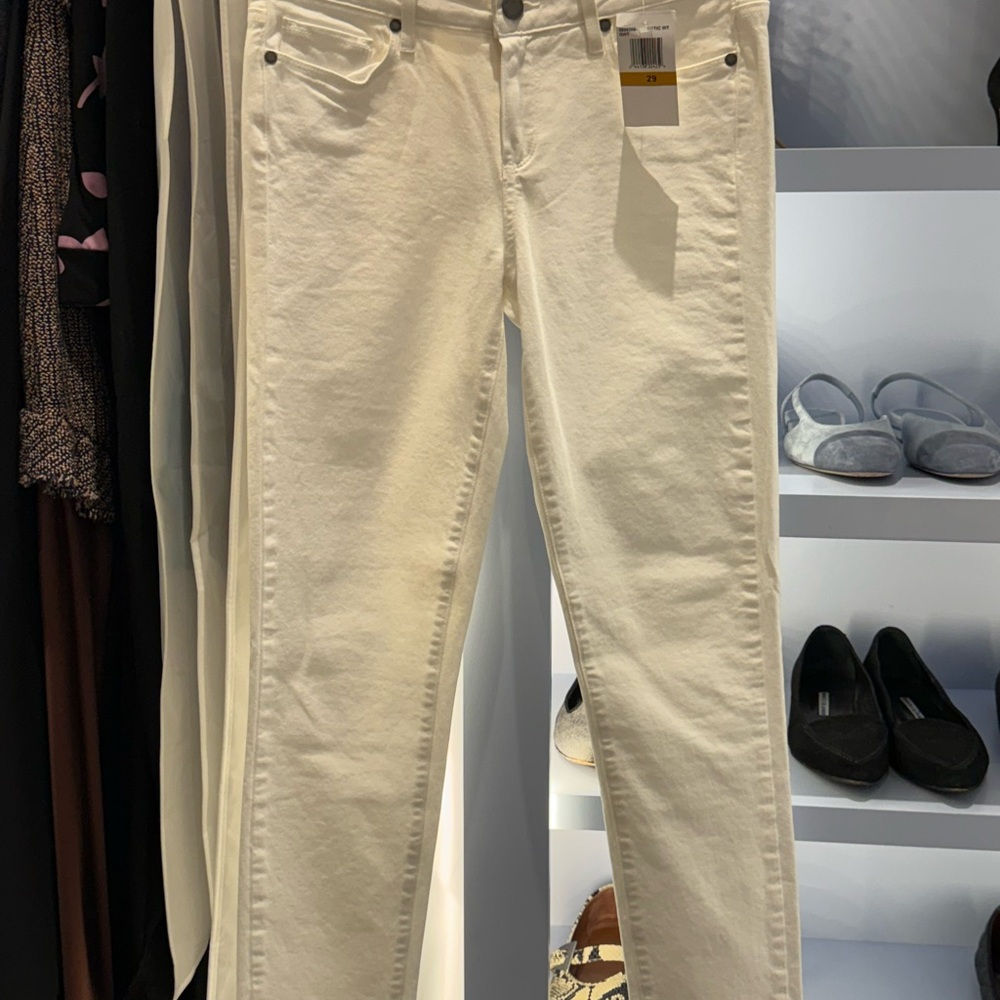 PAIGE Stylish White Jeans
